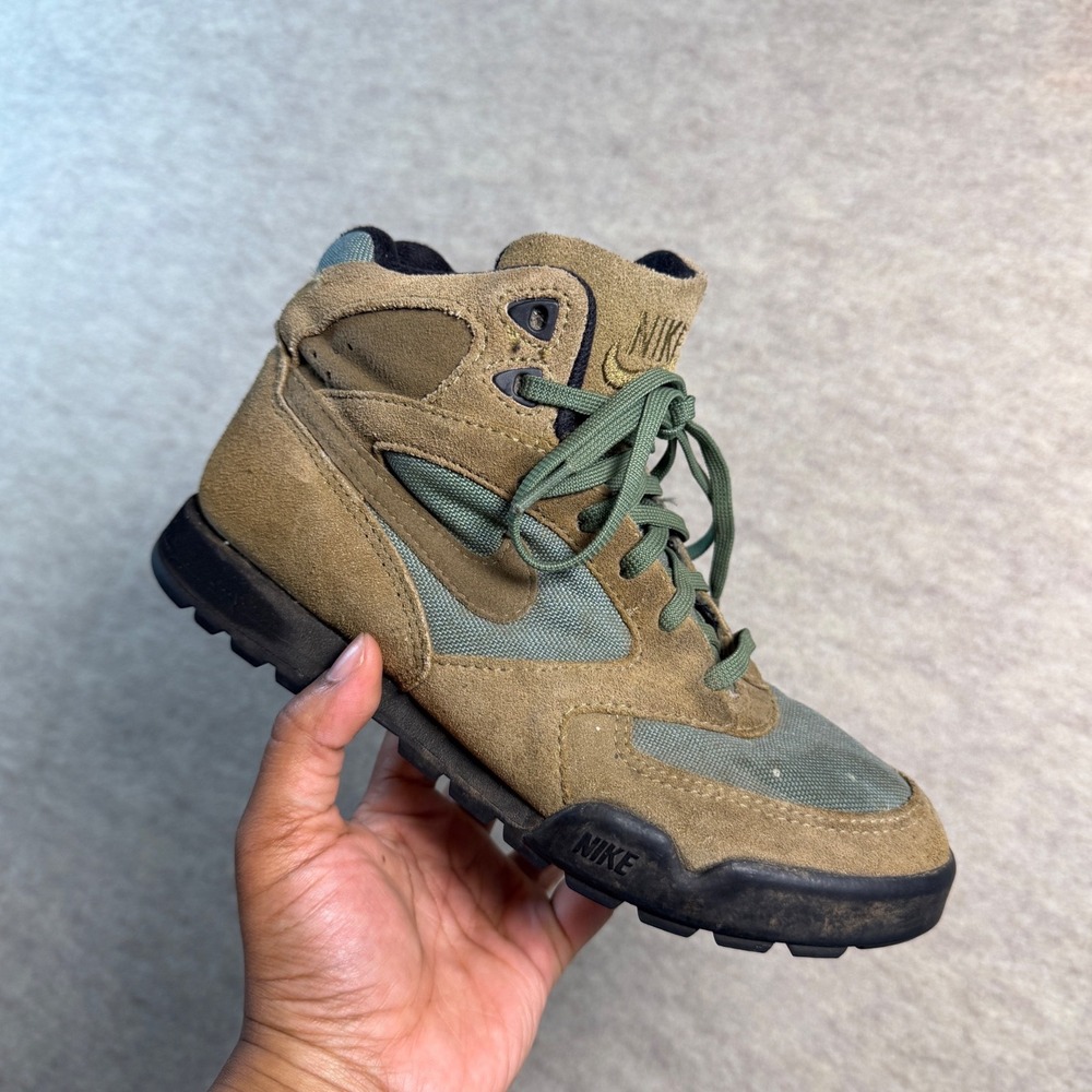 Vintage 1992 Nike ACG Hiking Boots Tan Suede Canvas Korea 6.5 Womens 920608-T3